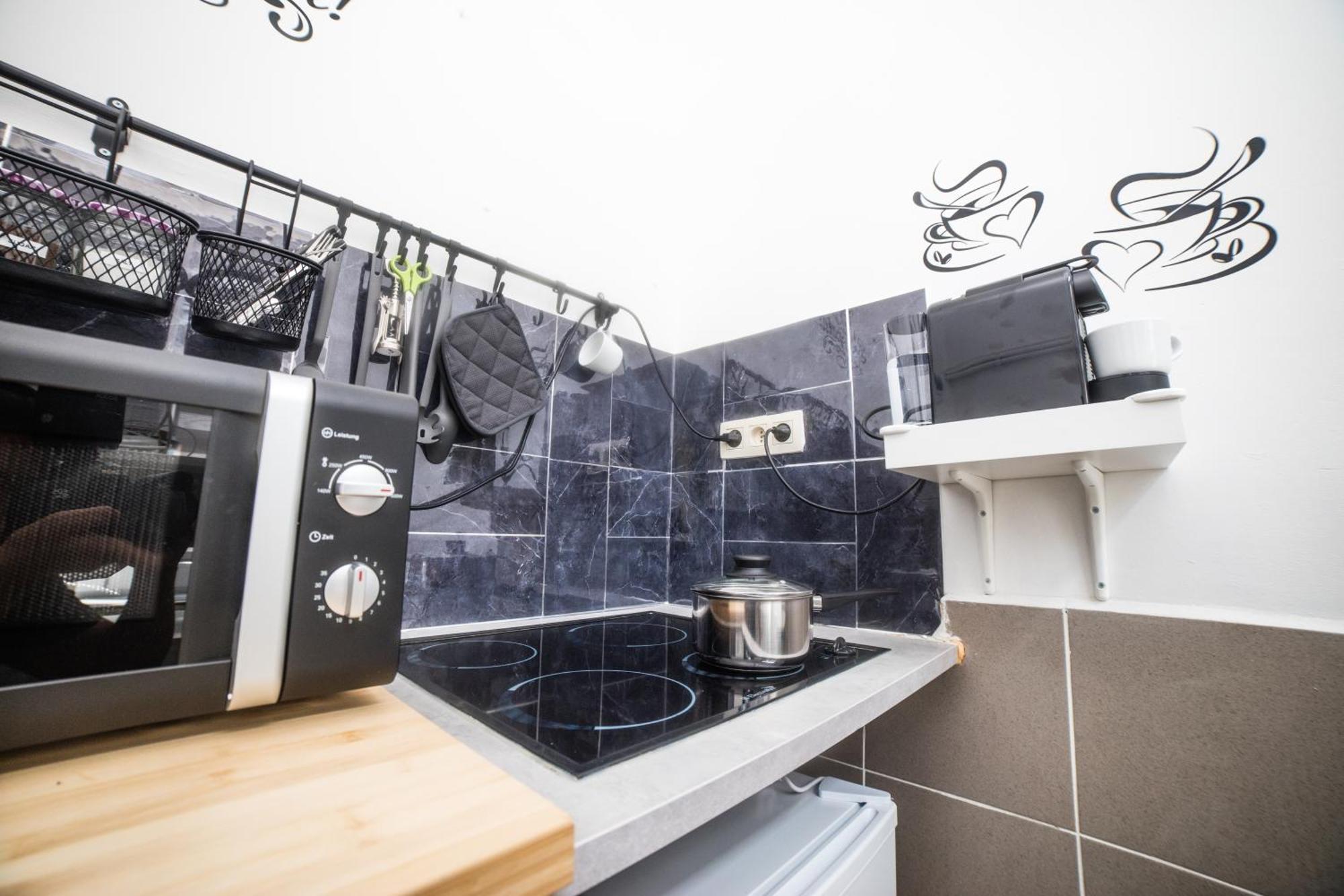 City Centre Hidden Gem! Apartment For Up To 3 People Brüssel Exterior foto