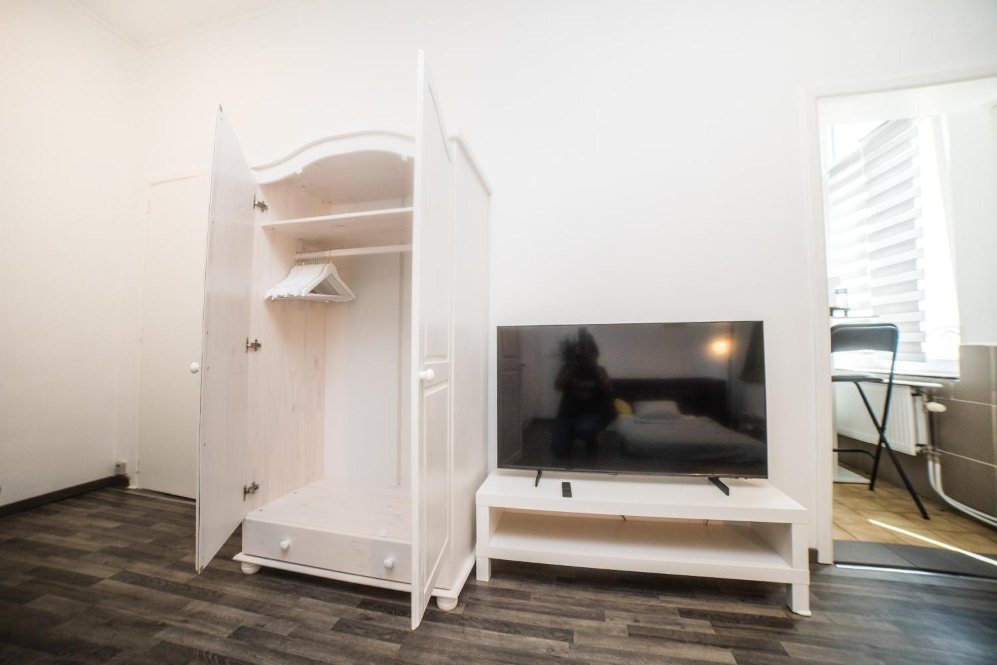City Centre Hidden Gem! Apartment For Up To 3 People Brüssel Exterior foto